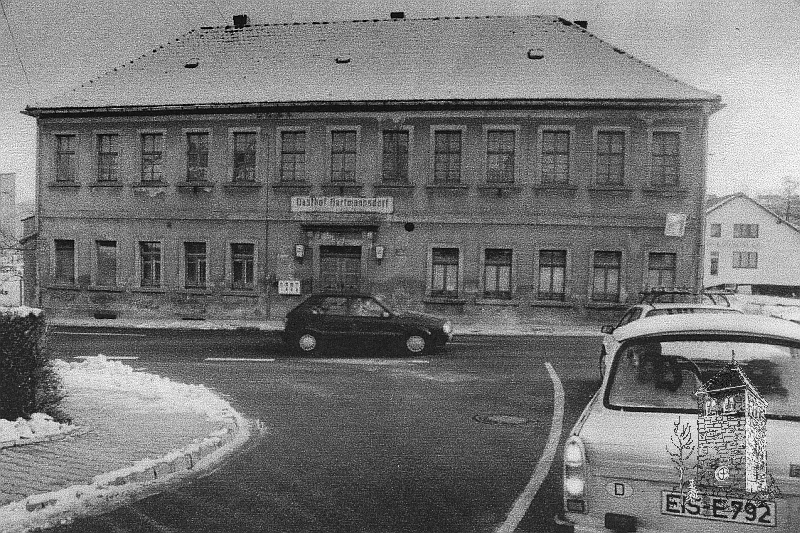 Gasthof Hartmannsdorf (zum schwarzen Adler) um 1993 - Eisenberger Straße
im Jahr 1996 wurde der Gasthof abgerissen gh_0090k.jpg