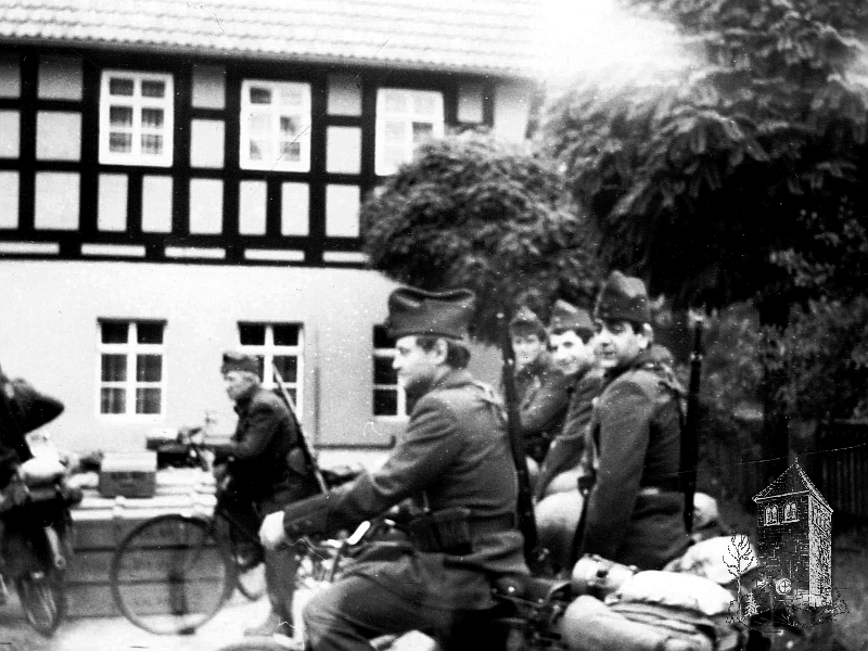 Dreharbeiten im Jahr 1980 im Rittergut - DEFA-Film Der ungebetene Gast
Foto: Dagmar Becker dug-06k.jpg
